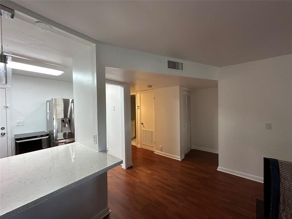 22615 Sw 66th Avenue - Photo 0
