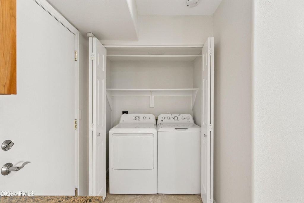 6756 W Morrow Drive - Photo 40