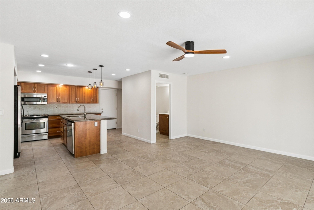 6756 W Morrow Drive - Photo 16