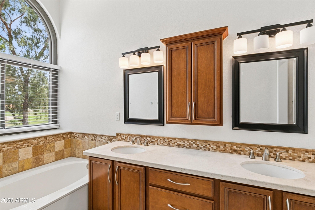 6756 W Morrow Drive - Photo 36