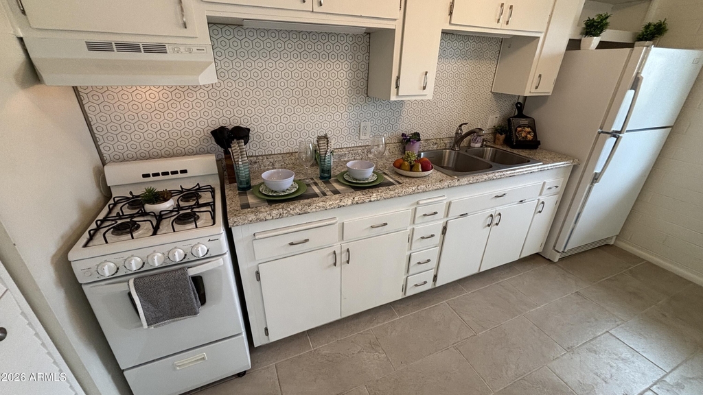 10606 W Oakmont Drive - Photo 6