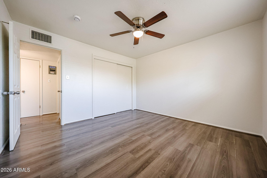 2919 E Oak Place - Photo 19