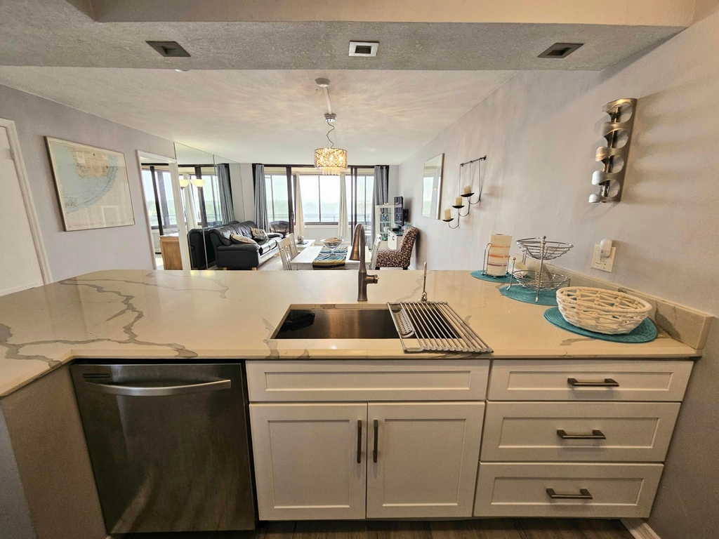 1357 Ne Ocean Boulevard - Photo 15