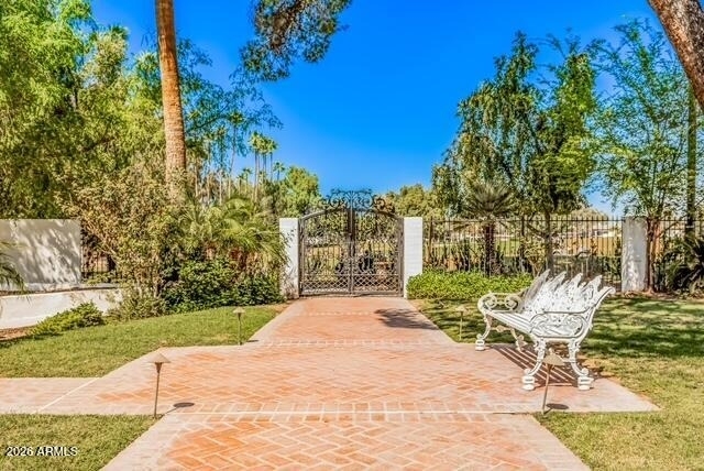 35 S Fairway Court - Photo 1