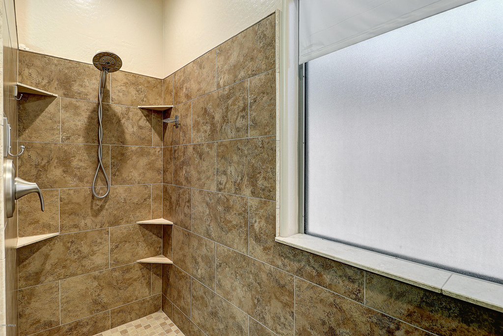 8212 W Joedad Terrace - Photo 18