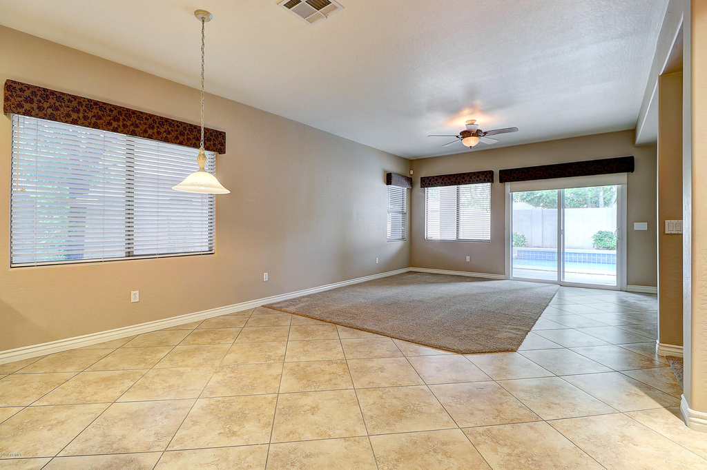 8212 W Joedad Terrace - Photo 12