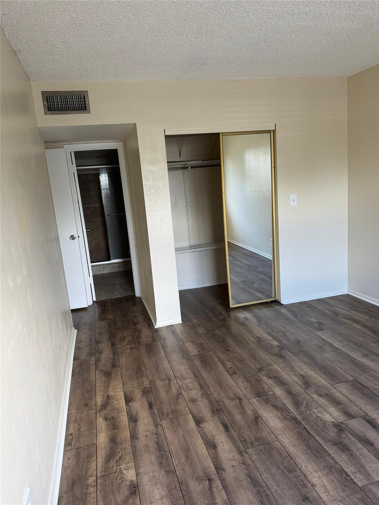 1407 Ne 56th Street - Photo 15