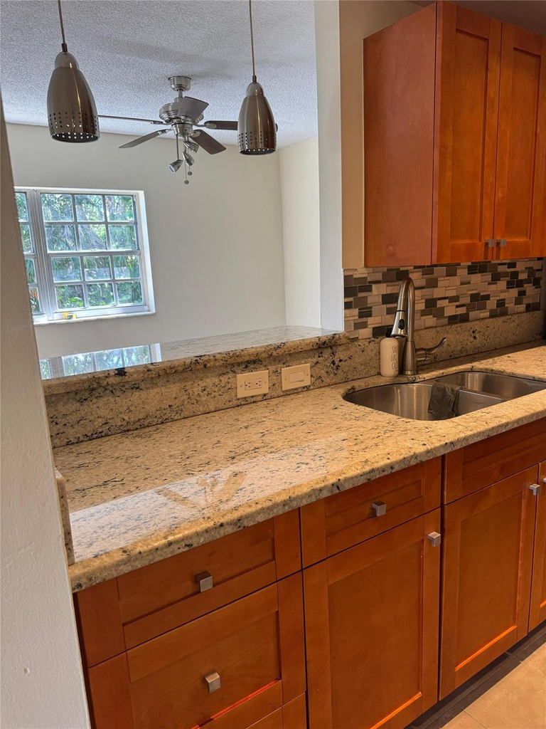 1407 Ne 56th Street - Photo 6