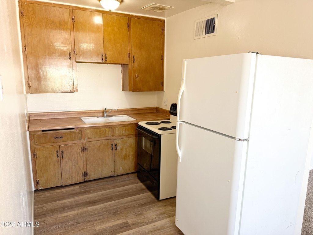 1211 W Apache Trail - Photo 4
