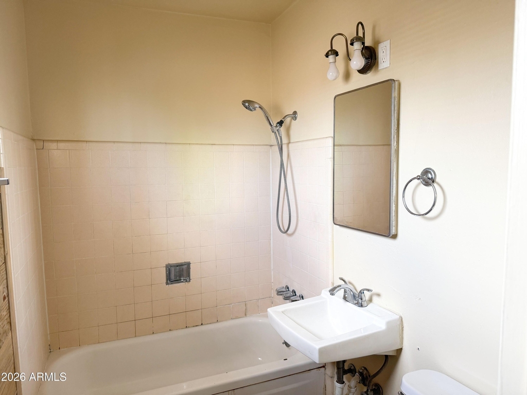 1211 W Apache Trail - Photo 8
