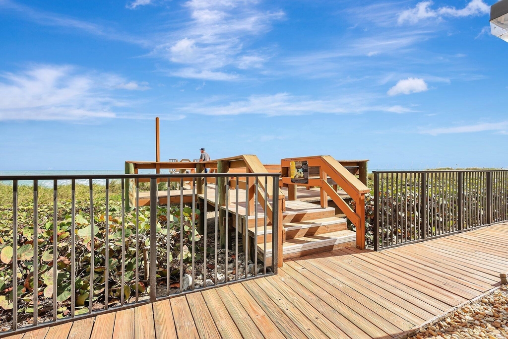 1357 Ne Ocean Boulevard - Photo 32