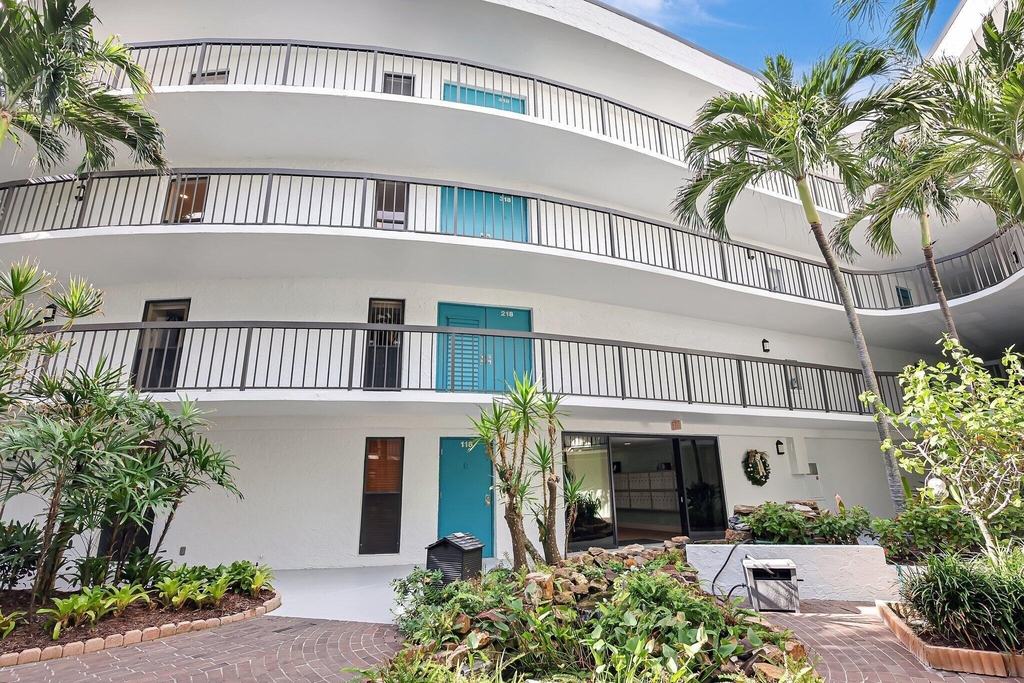 1357 Ne Ocean Boulevard - Photo 53