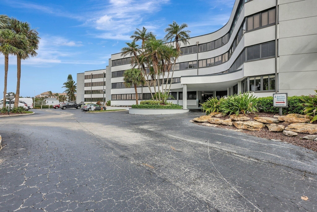 1357 Ne Ocean Boulevard - Photo 5