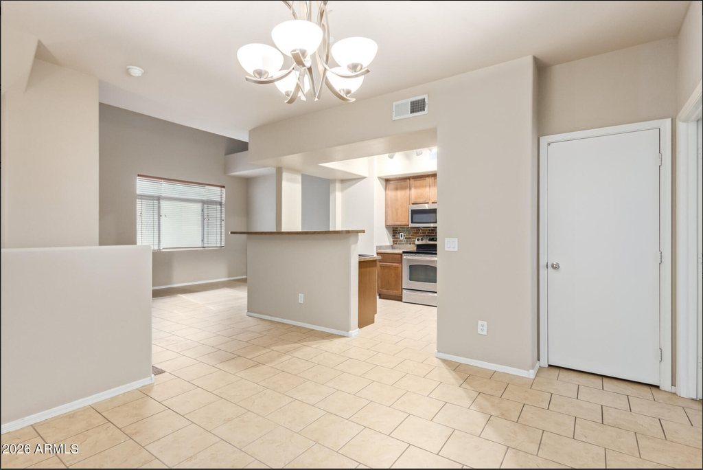 900 S 94th Street - Photo 6
