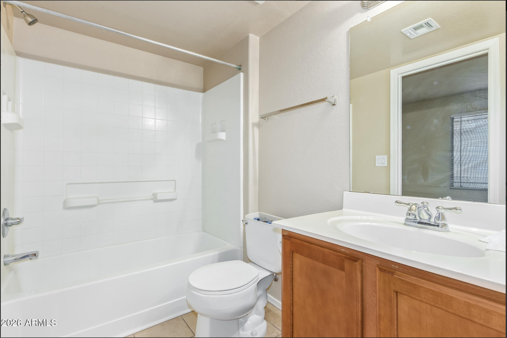 900 S 94th Street - Photo 4