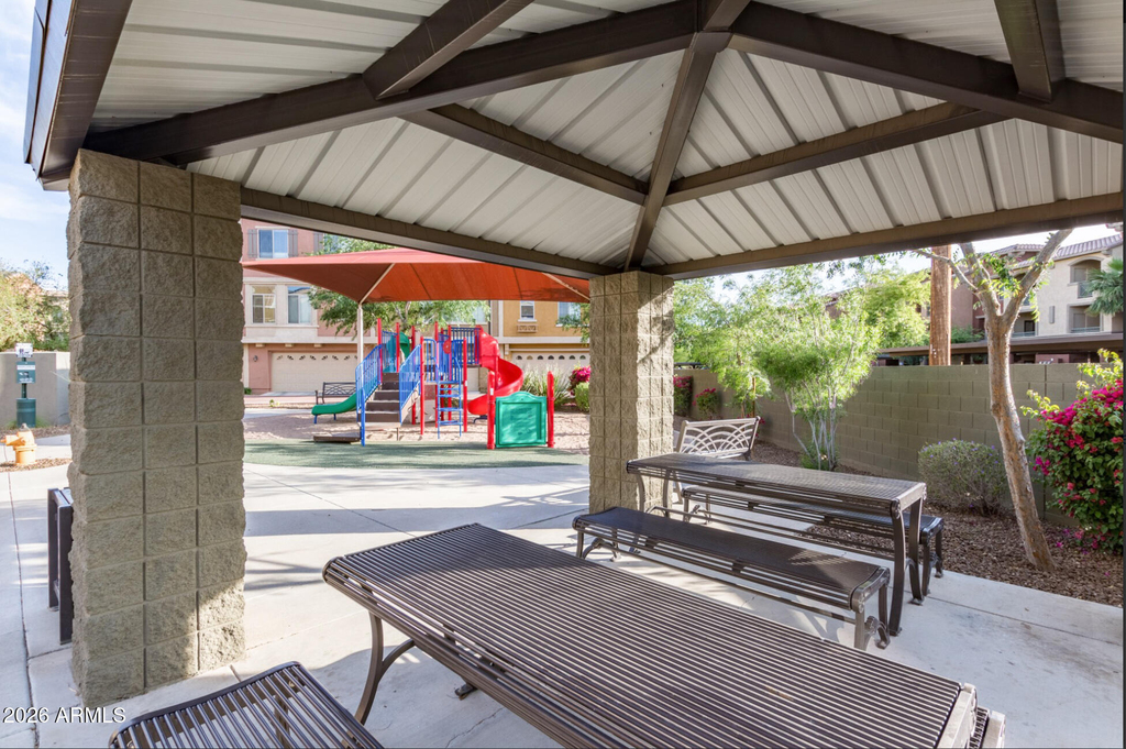 900 S 94th Street - Photo 26