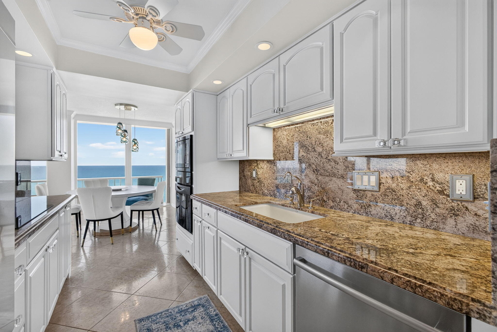 5540 N Ocean Drive - Photo 24