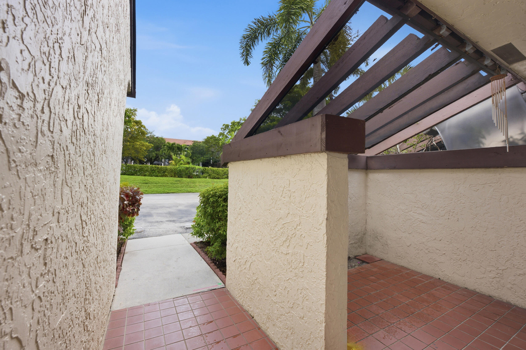 3872 Vine Trail - Photo 3