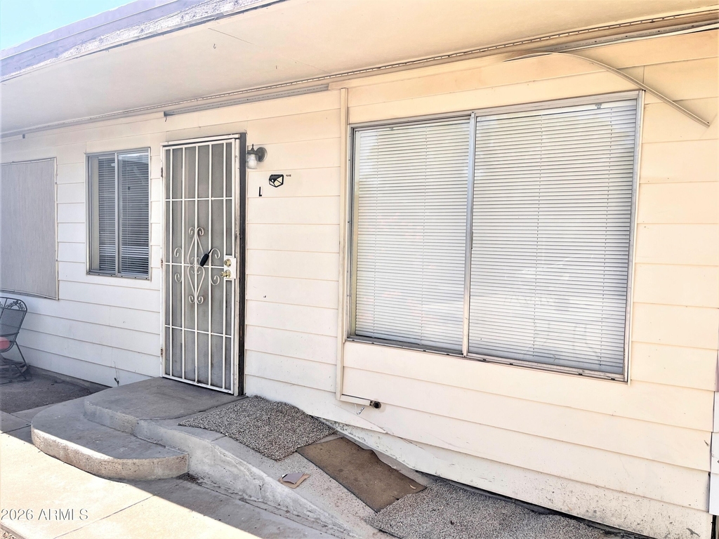 1211 W Apache Trail - Photo 0