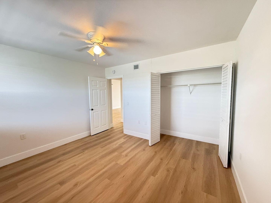 3511 Village Boulevard - Photo 18