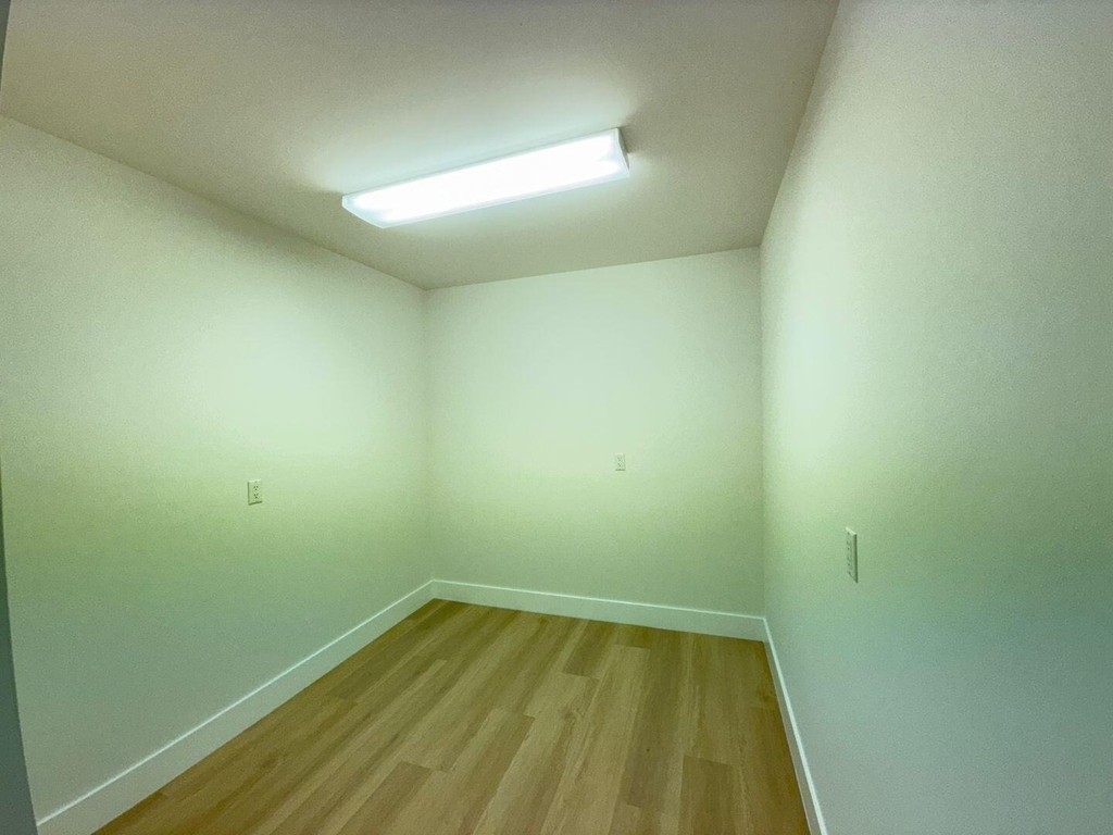 3511 Village Boulevard - Photo 19