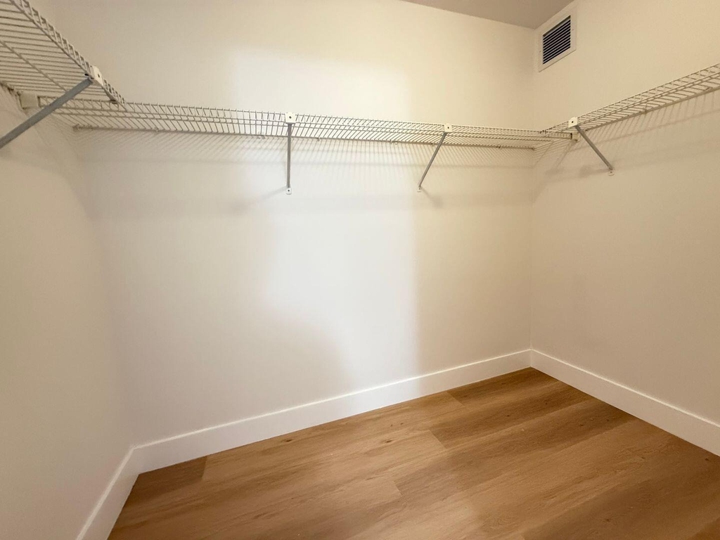 3511 Village Boulevard - Photo 13
