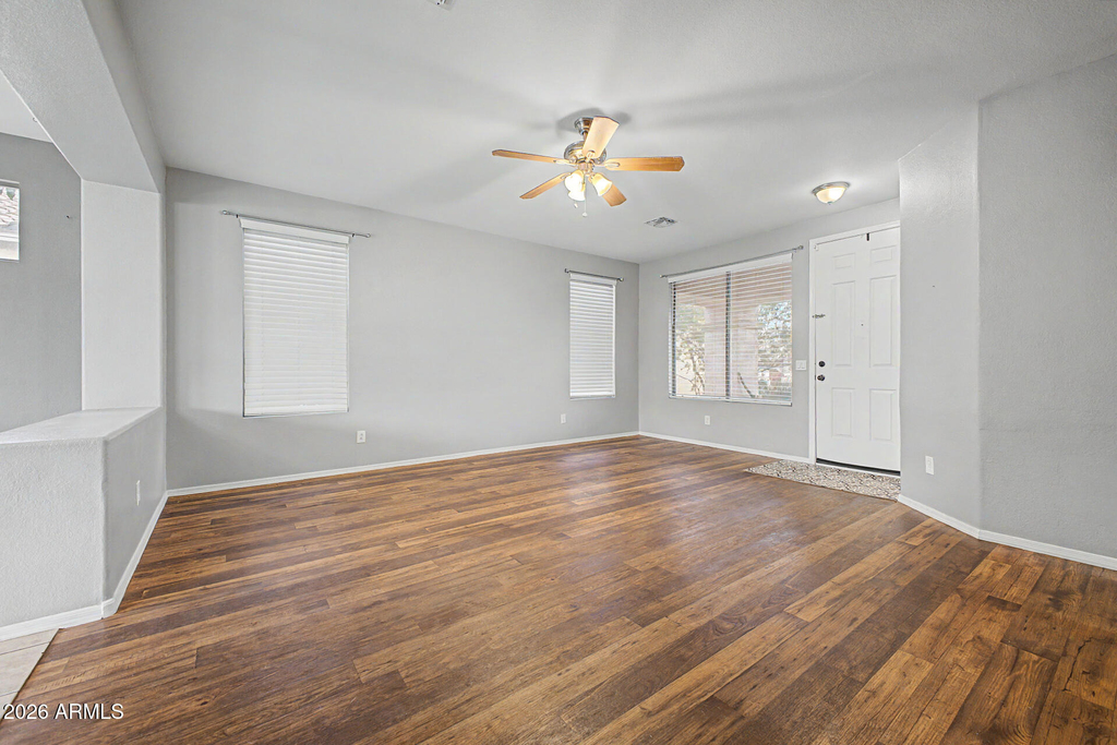 11532 W Cottonwood Lane - Photo 5