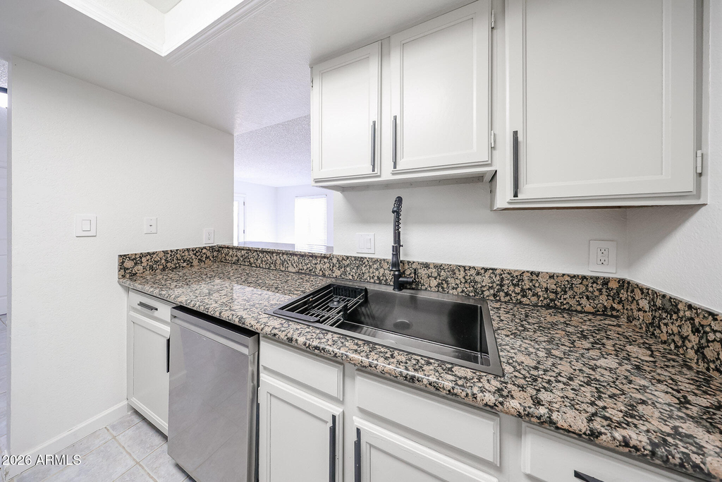 17032 N 16th Drive - Photo 10