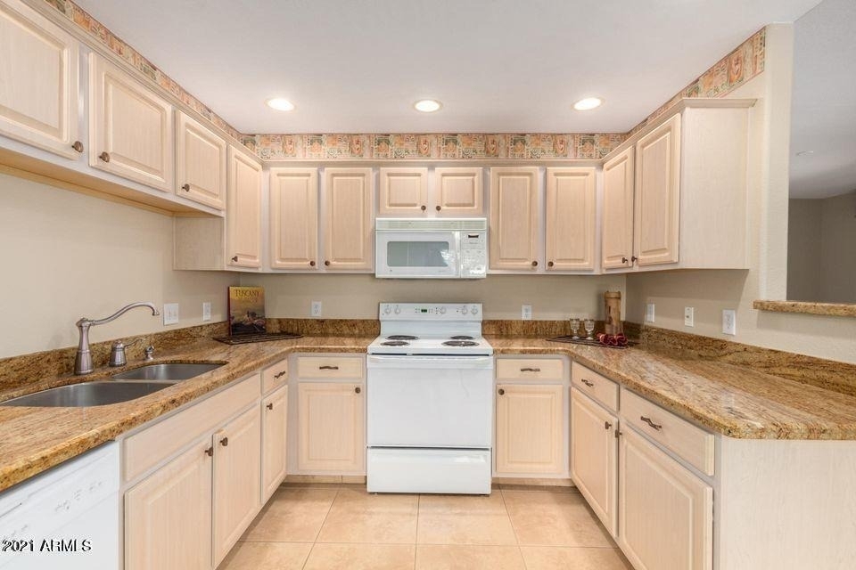 15252 N 100th Street - Photo 10