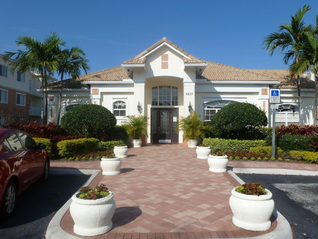 9857 Baywinds Drive - Photo 4
