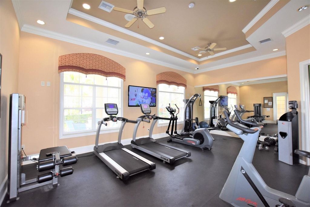 9857 Baywinds Drive - Photo 3