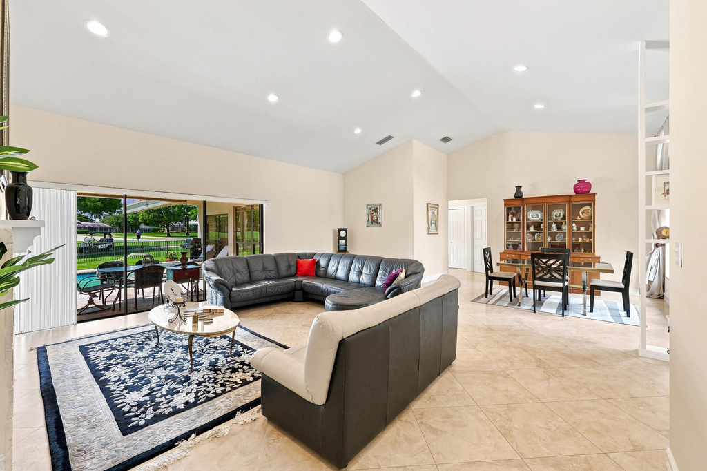 10455 Stonebridge Boulevard - Photo 16