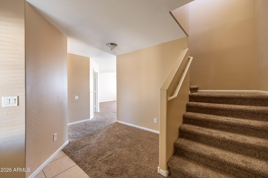 18892 N Toledo Avenue - Photo 3