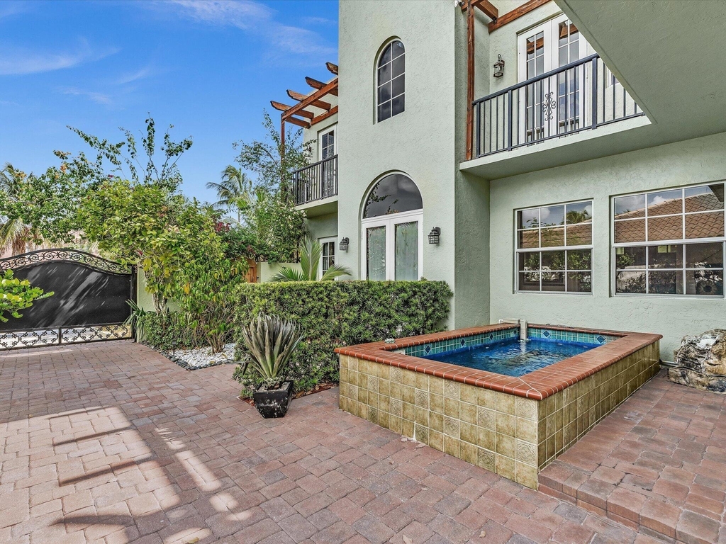 724 Park Place - Photo 20