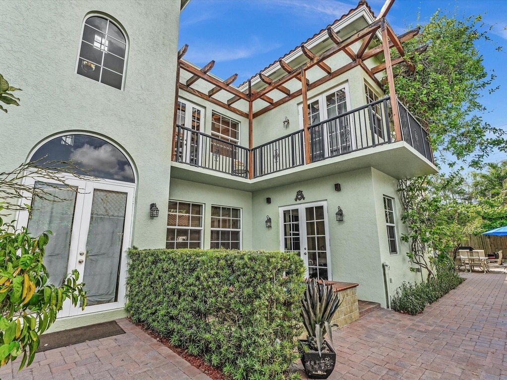 724 Park Place - Photo 21