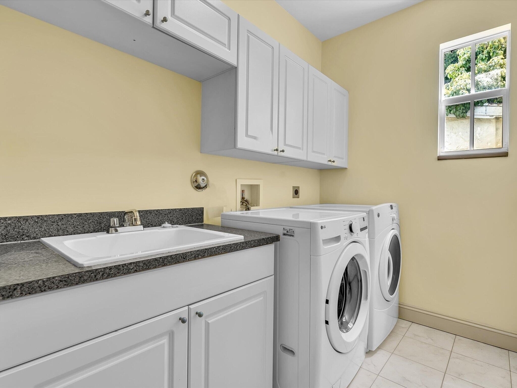 724 Park Place - Photo 72