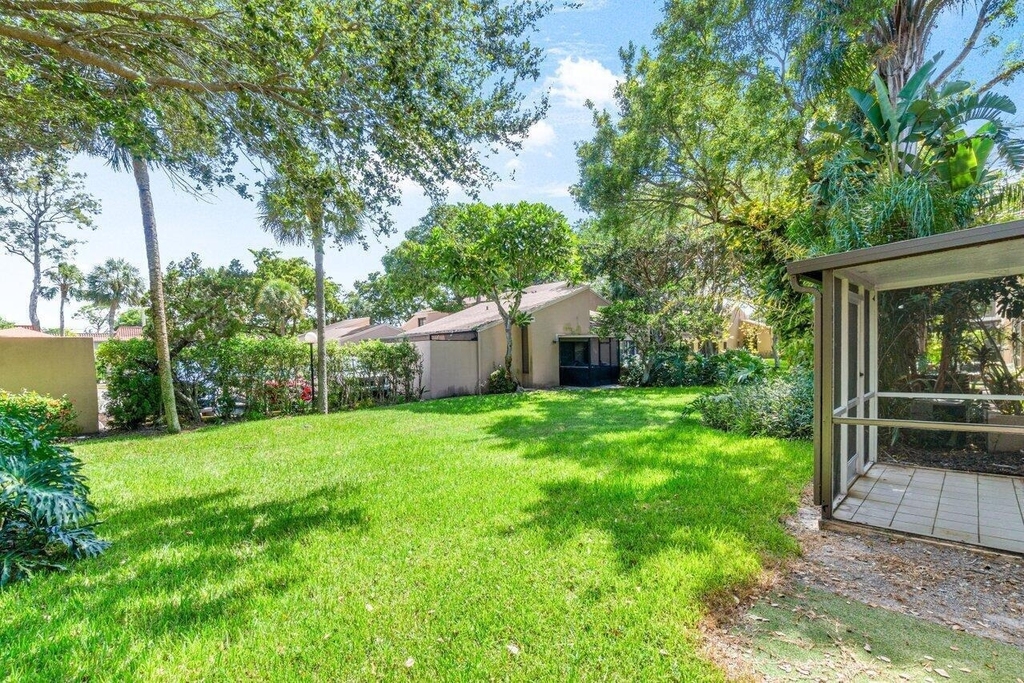 1149 Nw 13th Street - Photo 19