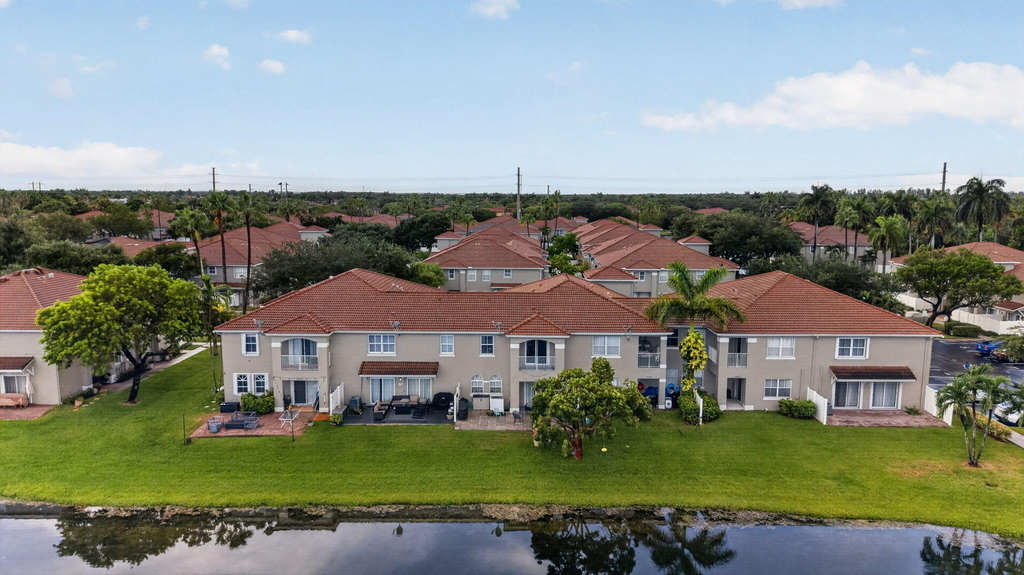 5315 Sw 125th Avenue - Photo 1