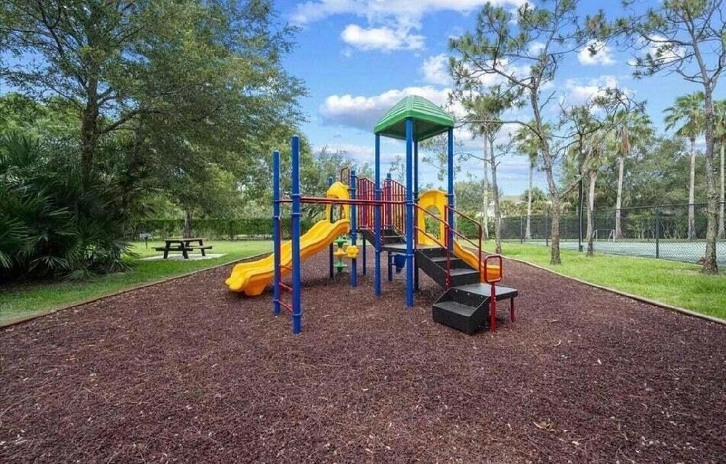 400 Crestwood Court N - Photo 46