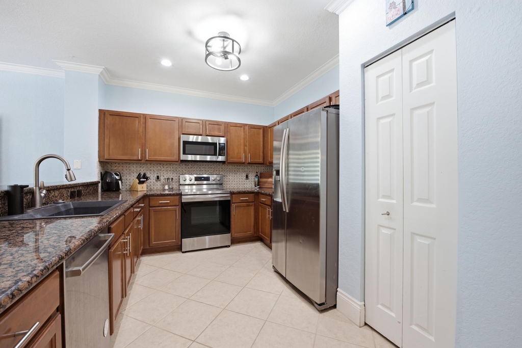 3078 N Evergreen Circle - Photo 1