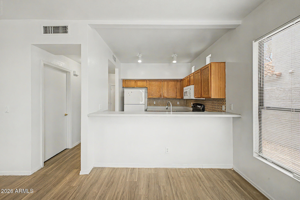 280 S Elizabeth Way - Photo 5