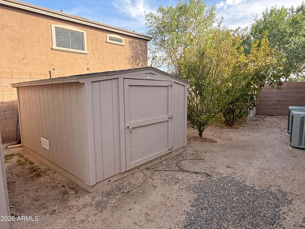 2778 E Courtney Street - Photo 28