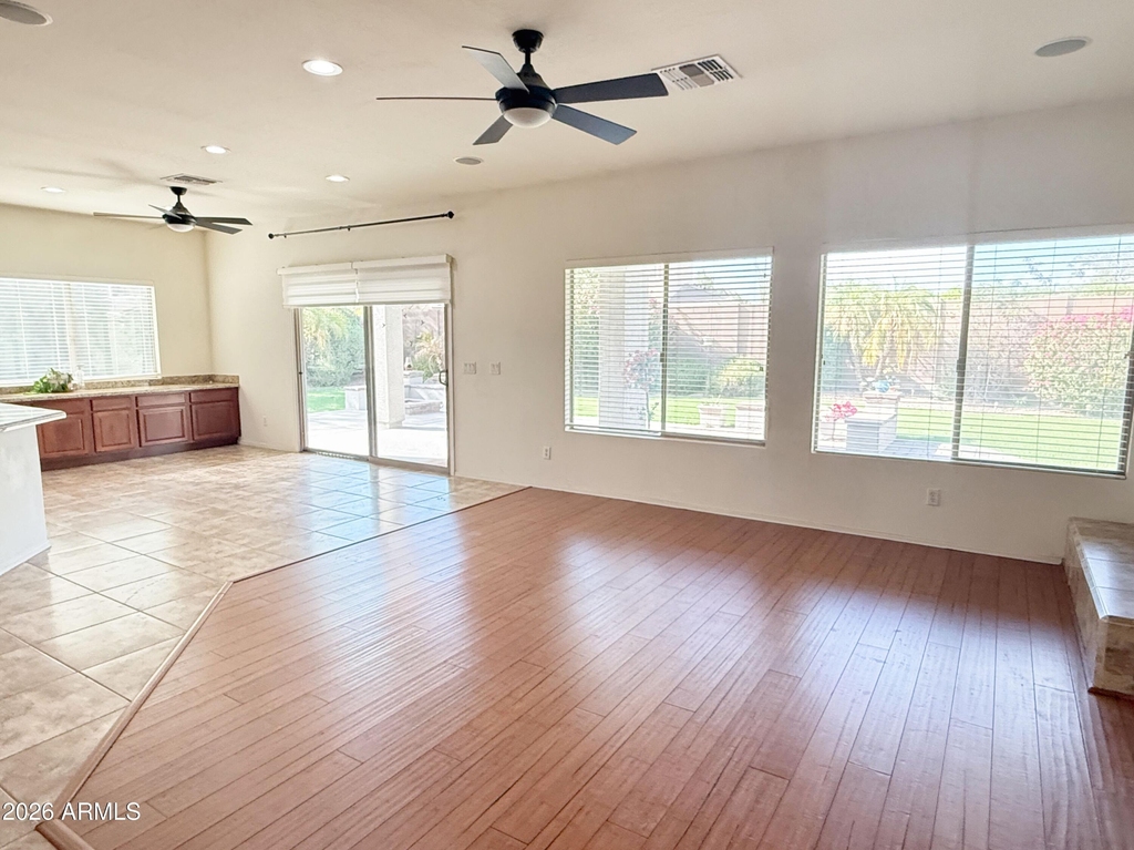 2778 E Courtney Street - Photo 4