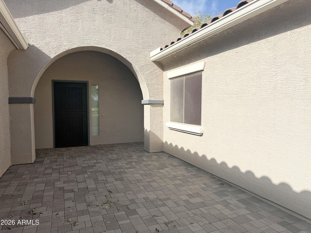 2778 E Courtney Street - Photo 3