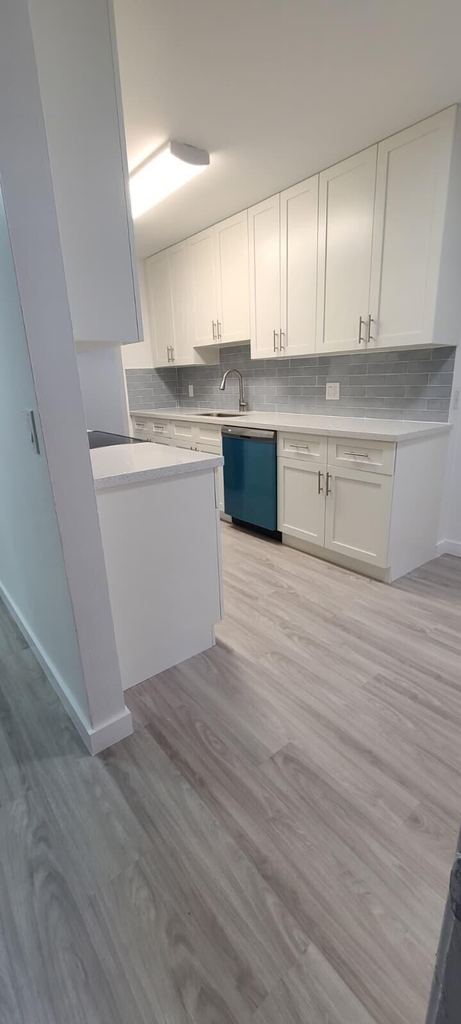 1200 Sw 124th - Photo 4