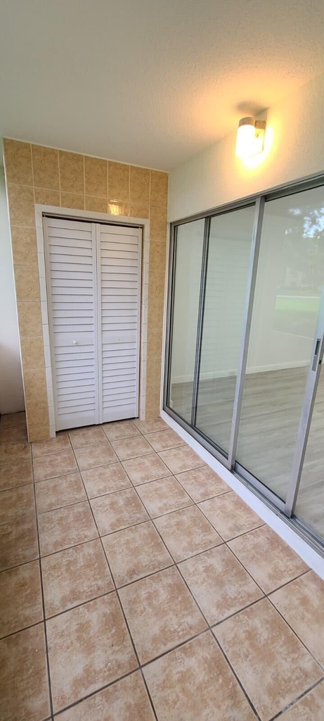 1200 Sw 124th - Photo 29