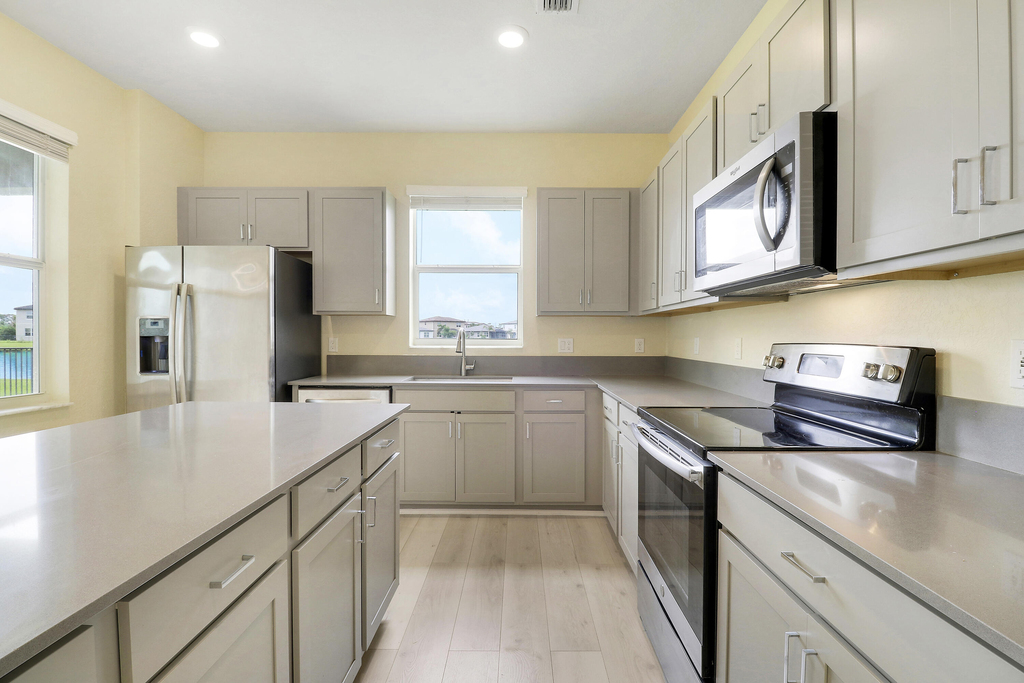 8292 Nw Greenbank Circle - Photo 6