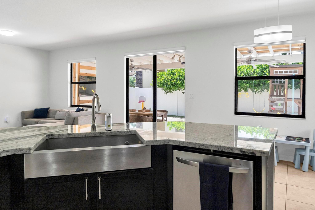 3548 W 88th Street - Photo 17