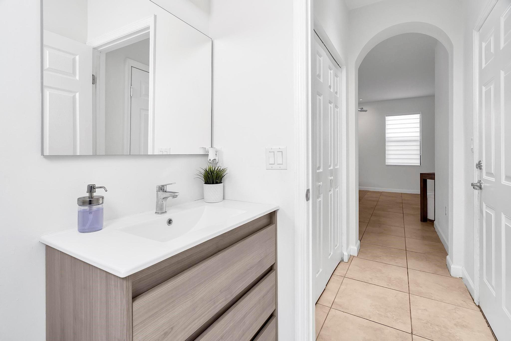 3548 W 88th Street - Photo 7