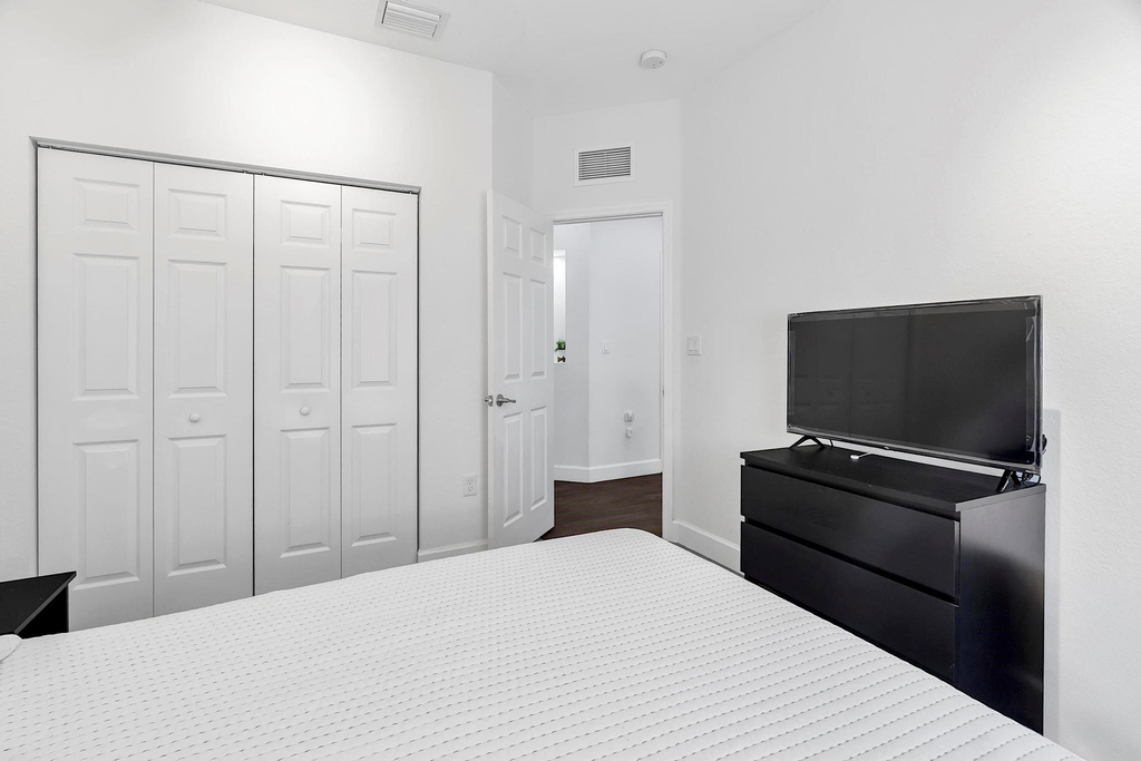 3548 W 88th Street - Photo 26